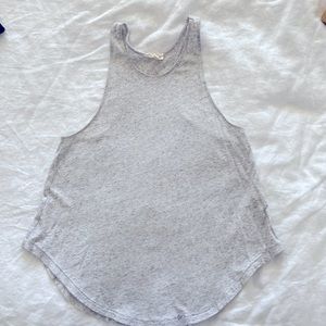 2 for $30 ARITZIA Tanks!!!